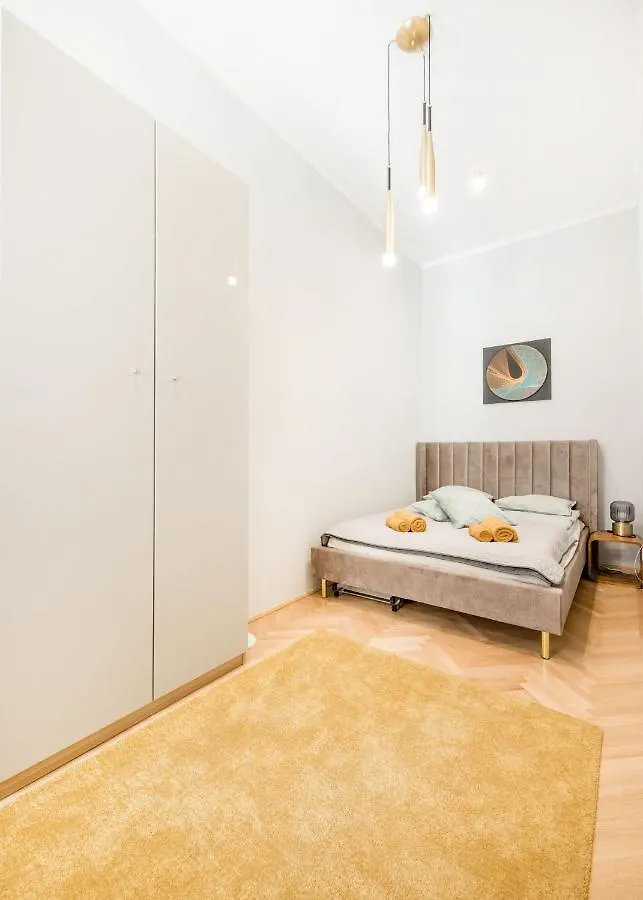 Elegant And Spacious Holiday Home Будапешт 0*,  Венгрия